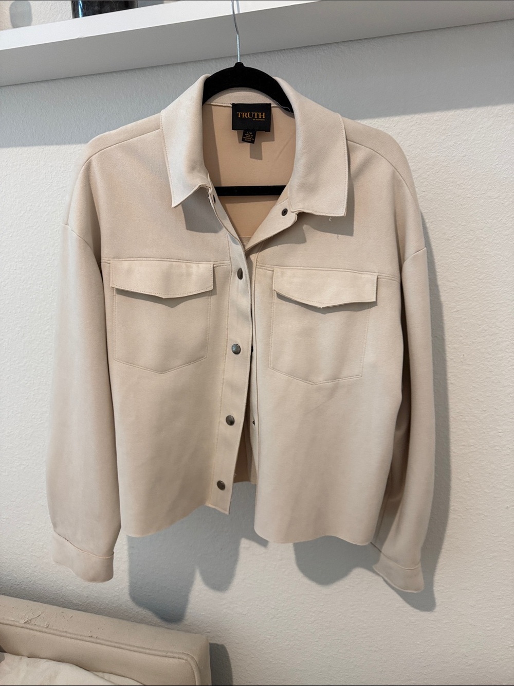 TRUTH Cream Button-Front Jean Jacket